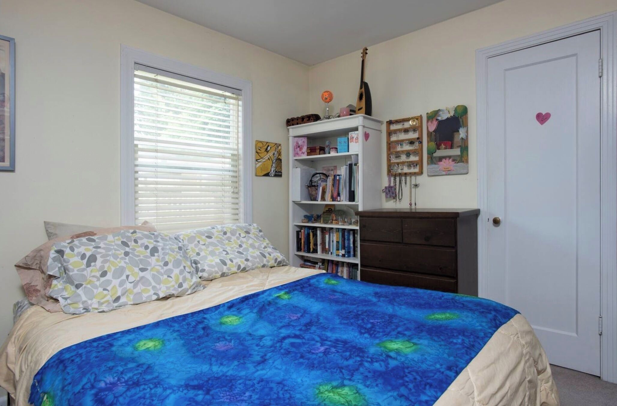 2 soverom, skrivebord, wi-fi og sengetøy