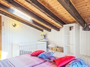 4 chambres, bureau, accĂšs Ă Internet