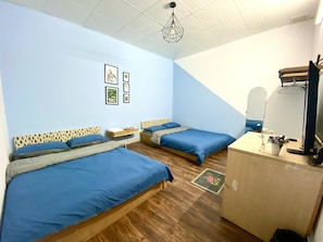 Free WiFi, bed sheets