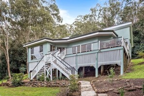 Exterior - Tree House Toowoomba - Peace & Quiet in tree tops (Middle Ridge)