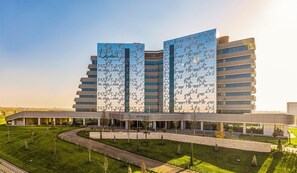 Exterior - Lia by Minyoun Stars of Ulugbek (Samarkand)