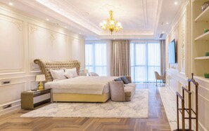 Presidential Suite, 1 King Bed | Minibar, in-room safe, desk, laptop workspace