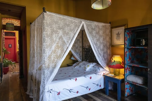 Habitació tradicional | Minibar, caixa forta a l'habitació, escriptori i wifi gratuïta