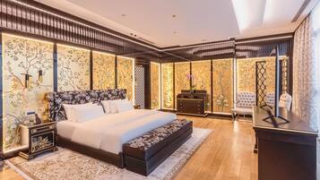 Presidential Suite Xian | Minibar, in-room safe, iron/ironing board, free cots/infant beds