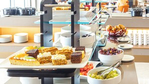 Daily buffet breakfast for a fee - Silk Road by Minyoun (Samarkand)