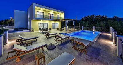Luxury Vila Elena