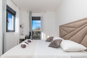 4 Schlafzimmer, Schreibtisch, kostenloses WLAN, Bettwäsche