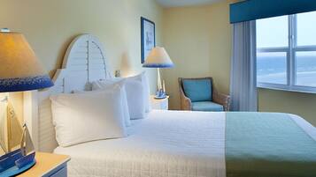 2 bedrooms, in-room safe, iron/ironing board, free WiFi