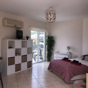 1 Schlafzimmer, Zimmersafe, Bügeleisen/Bügelbrett, kostenloses WLAN