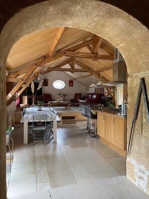 Interior - Charming property (Camburat)