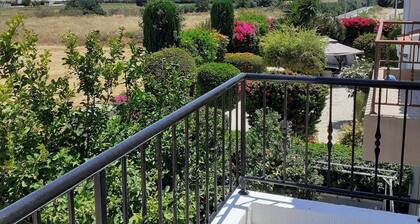 Beautiful 2-bed House in Mandria, Paphos