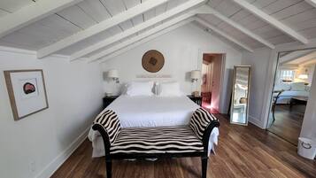 Egyptian cotton sheets, premium bedding, pillowtop beds, minibar