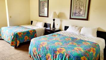 Basic Double Room | Free WiFi, bed sheets