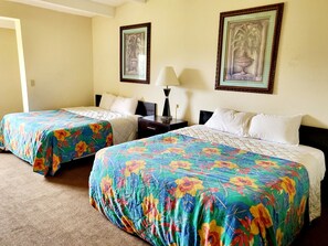 Habitación básica doble | Wifi gratis y ropa de cama