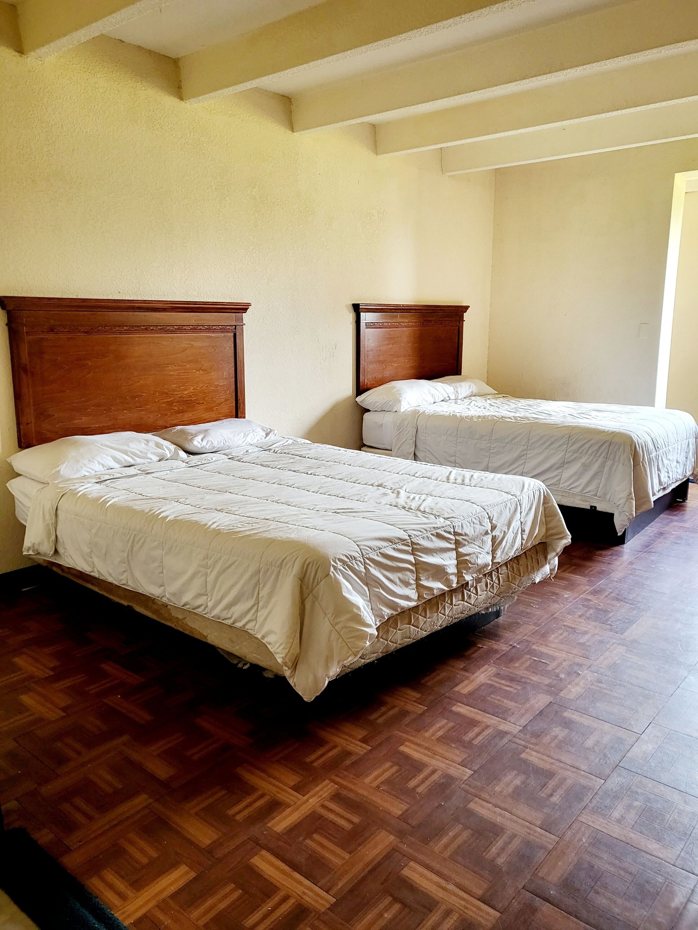 Foto - Metro Inn & Suites
