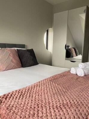 3 Schlafzimmer, Bügeleisen/Bügelbrett, kostenloses WLAN, Bettwäsche