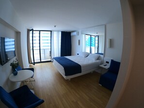 1 bedroom, free WiFi, bed sheets, wheelchair access - ENJOY BATUMI (Batumi)