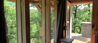 L'Hermitage, an old stone shepherd's hut