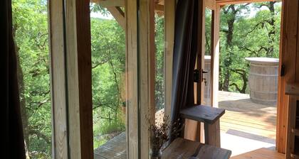 L'Hermitage, an old stone shepherd's hut