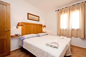 1 bedroom, desk, iron/ironing board, free WiFi - Relaxing Villa in Alora (Alora)
