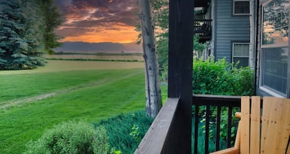 Family Mountain Condo Near Grand Targhee, Yellowstone, Tetons