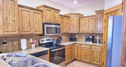 Family Mountain Condo Near Grand Targhee, Yellowstone, Tetons