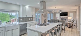 Spacious Kent Home: Great for Large Families!