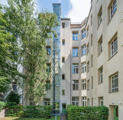 Boxi Top-floor Apartment