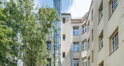 Boxi Top-floor Apartment