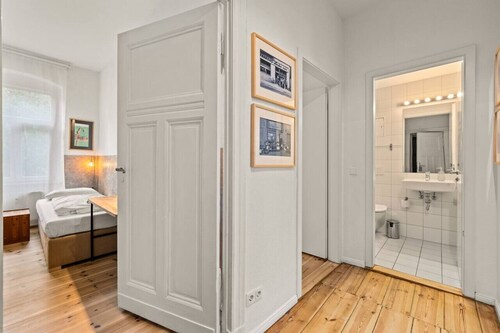 Boxi 6 pax - Roomy Apartment with balcony
