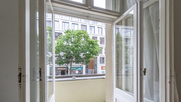 Unclassified image, 1 of 37, button - Boxi 6 pax - Roomy Apartment with balcony (Berlin)