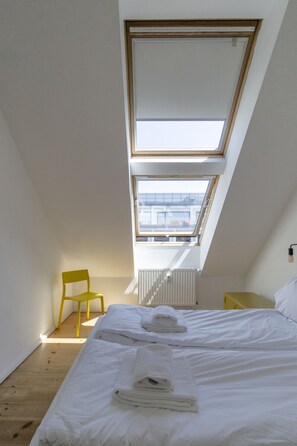 1 chambre, bureau, fer et planche à repasser, Wi-Fi