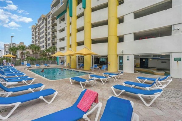 Piscine couverte, piscine chauffée