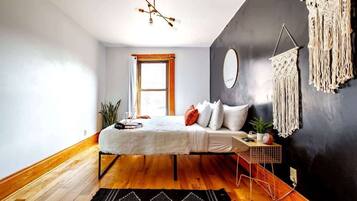 3 habitaciones, caja de seguridad en la habitación y escritorio