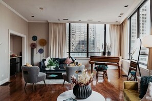 Living area - Selina Chicago (Chicago)
