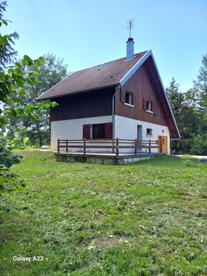 chalet  refuge de l`Ours