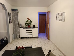 Interior - SPACIOUS HOUSE 10 MINUTES FROM ROISSY CHARLES DE GAULE AIRPORT<br><br><br> (Chennevières-lès-Louvres)