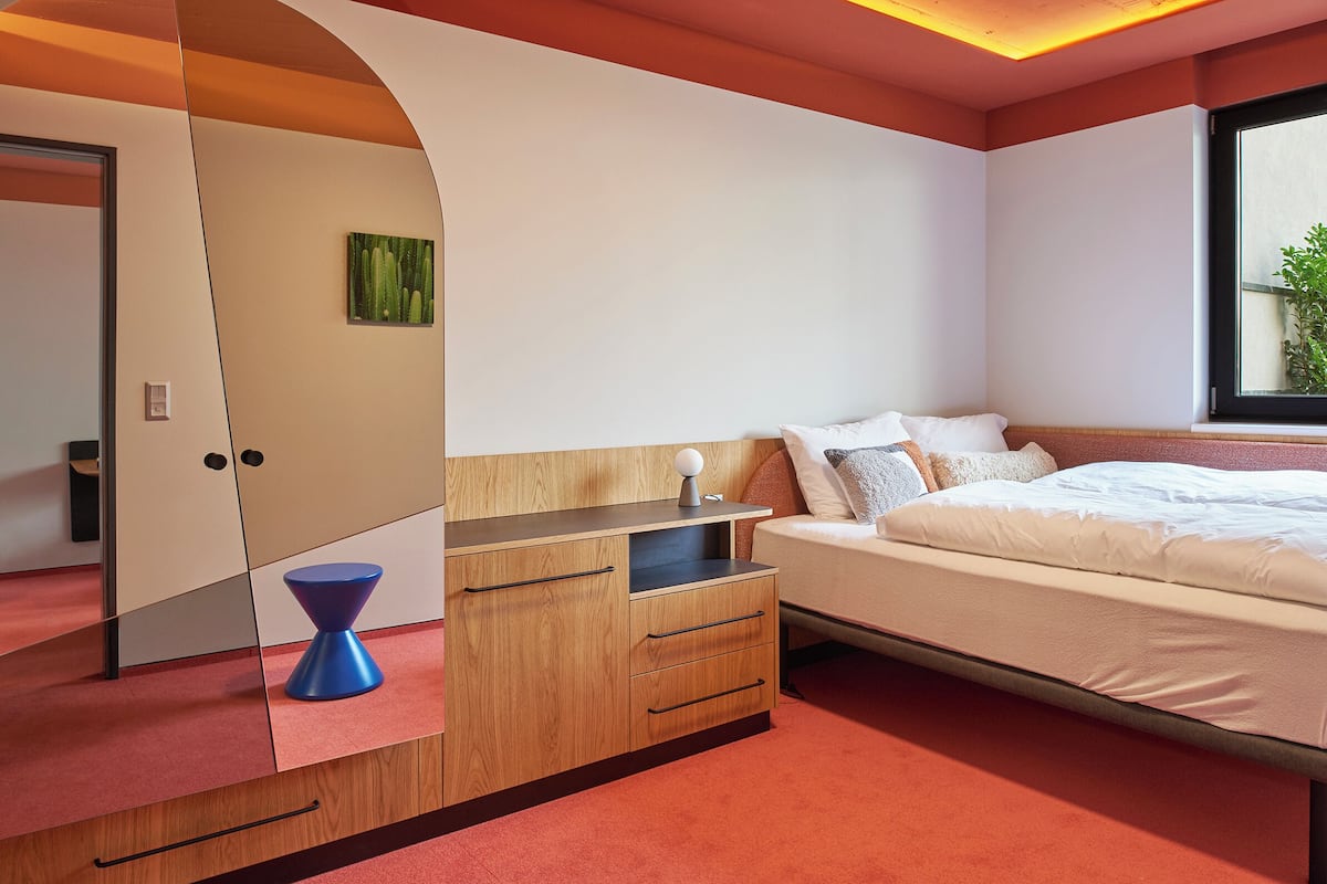 Superior Plus Room | 隔音、免费 WiFi、床单