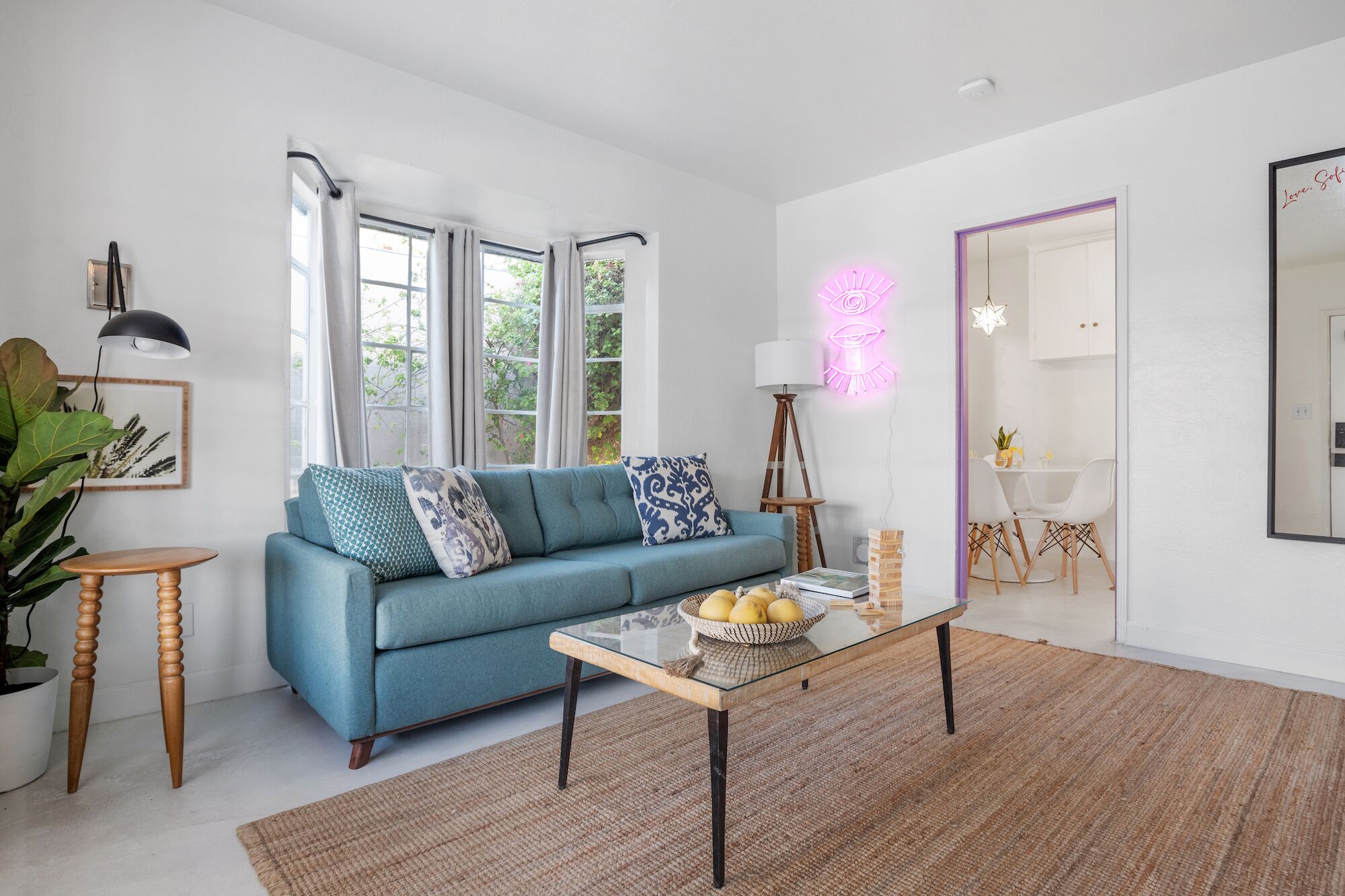Designer Poolside Escape Near Downtown PS!