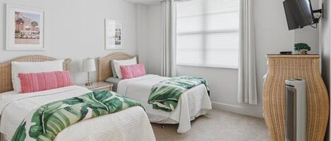 2 bedrooms, iron/ironing board, free WiFi, bed sheets
