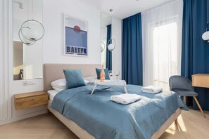 1 habitación, tabla de planchar con plancha, wifi y ropa de cama 