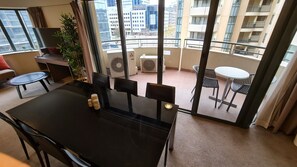 Dining - James Court 408 (Braddon)