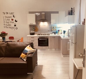 焗爐、爐具、洗碗機