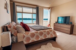 Signature House, Terrace, Ocean View