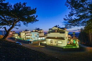 المنشأة من الخارج