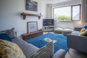 House | Living area | TV - Avoca - 3 Bedroom - Llangennith (Swansea)