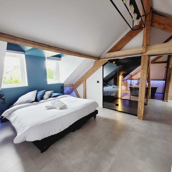 5 chambres, fer et planche à repasser, Wi-Fi gratuit, draps fournis