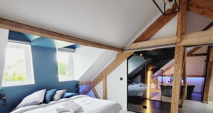 Superb house, large garden, Deauville center