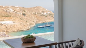Delight with Sea View & Shared Pool | ビーチ / オーシャン ビュー