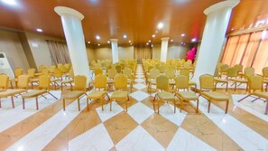 Meeting facility - Newton Park Hotels Annex (Abuja)